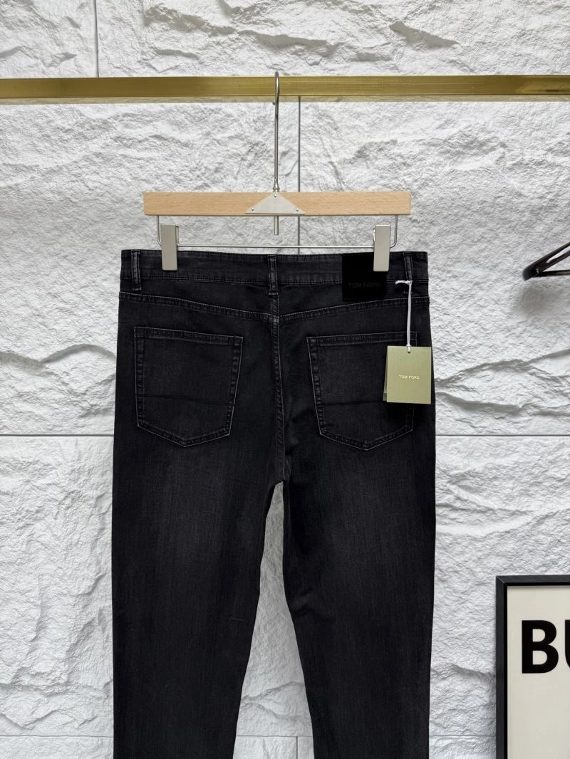 Snug Fendi Jeans 121817