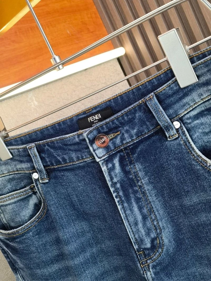 Sleek Fendi Jeans 121598
