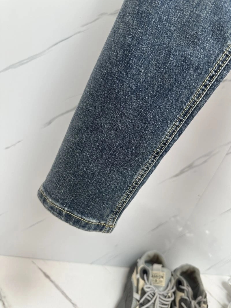 Minimalist Fendi Jeans 121590