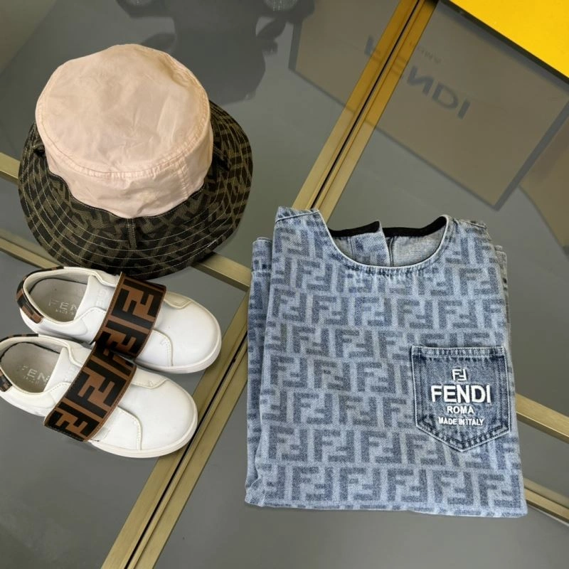 Fendi Kids Efficient 121260