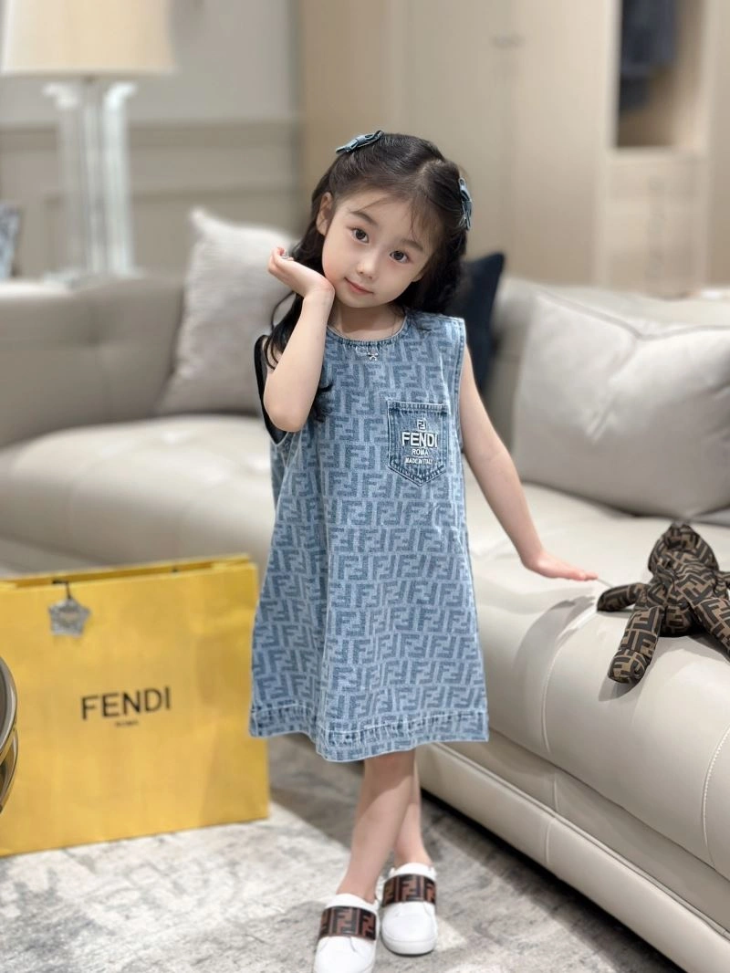 Fendi Kids Efficient 121260