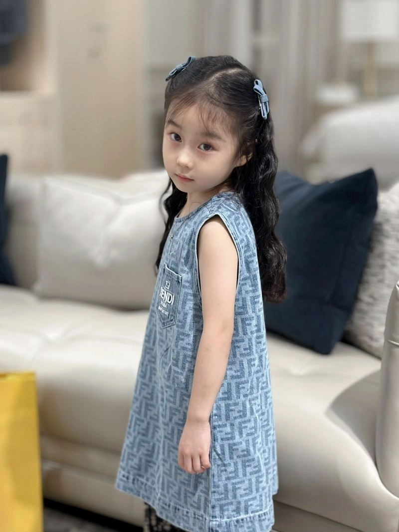 Fendi Kids Efficient 121260
