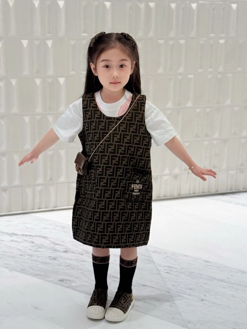 Effortless Fendi Kids 121258
