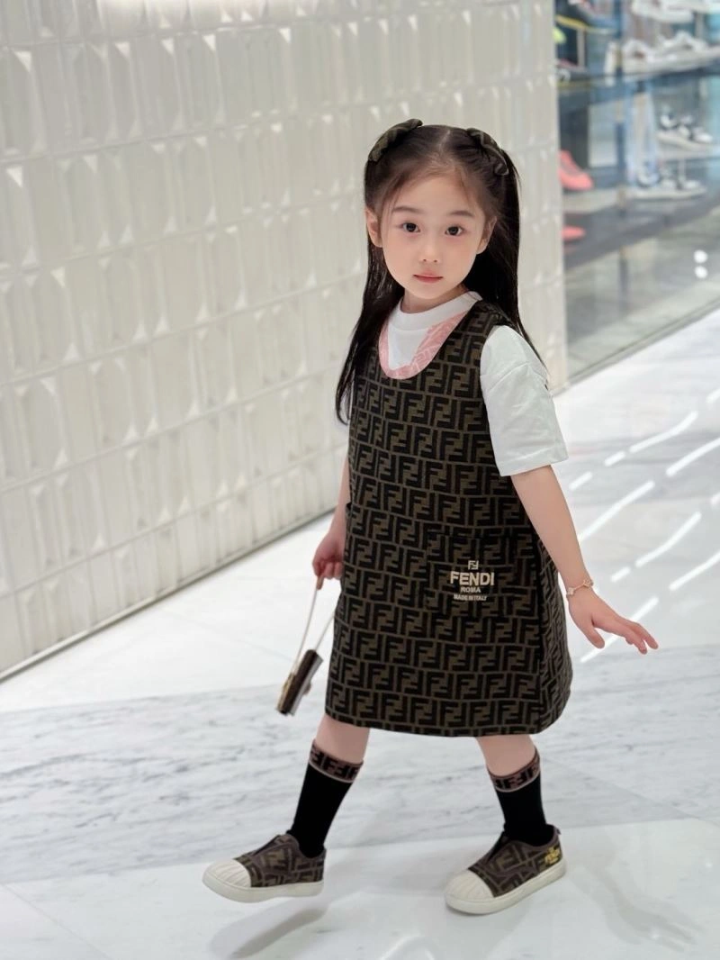 Effortless Fendi Kids 121258
