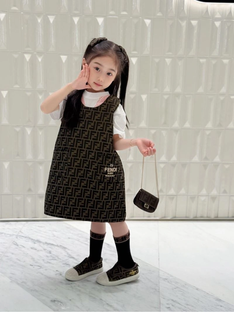 Effortless Fendi Kids 121258