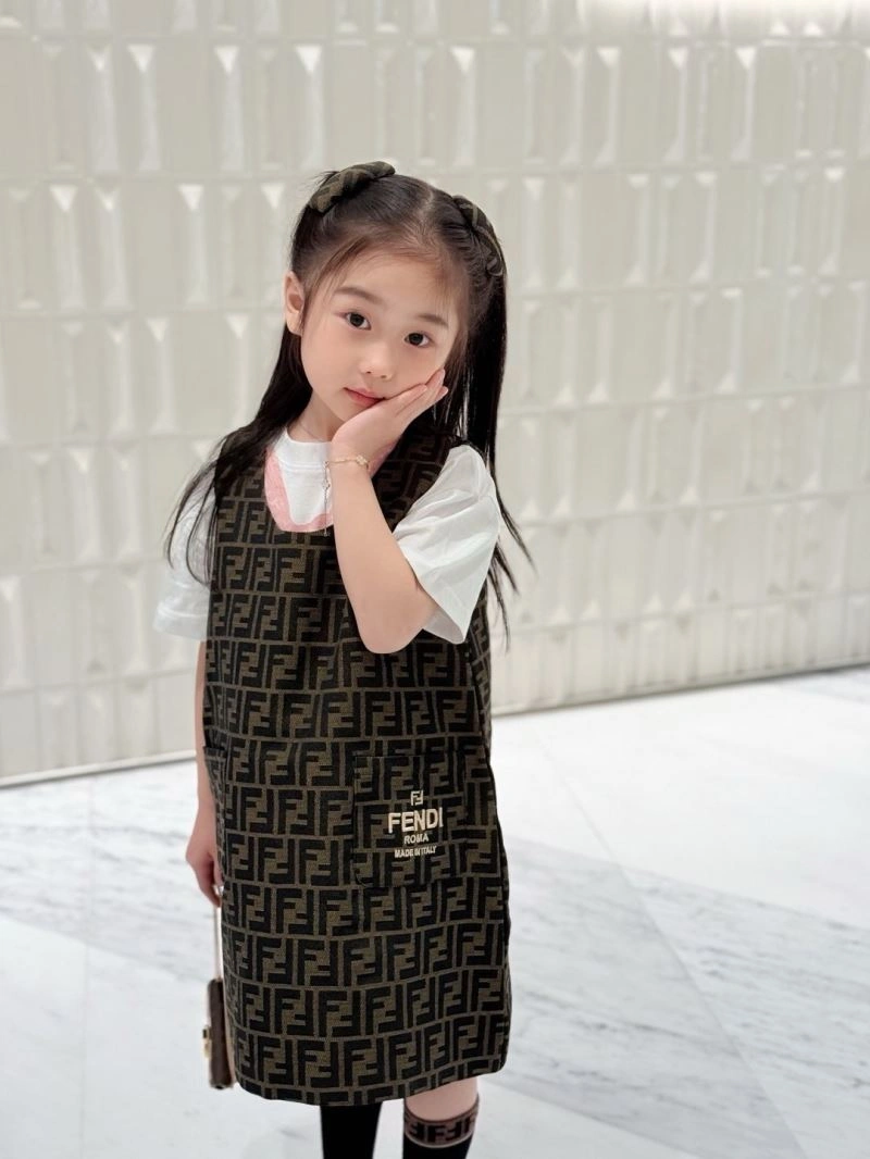 Effortless Fendi Kids 121258