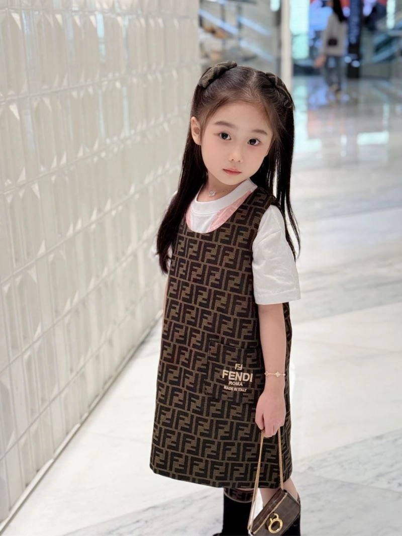 Effortless Fendi Kids 121258