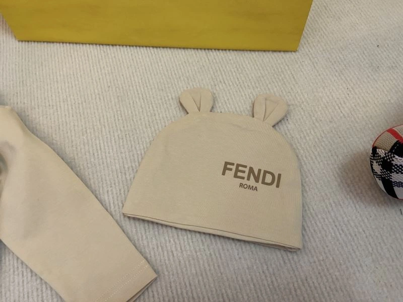 Fendi Kids SportInspired 121250