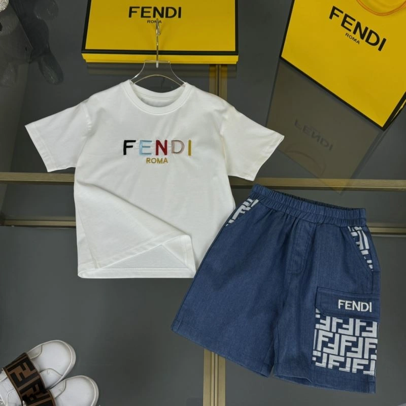 Fendi Kids Snug 121231