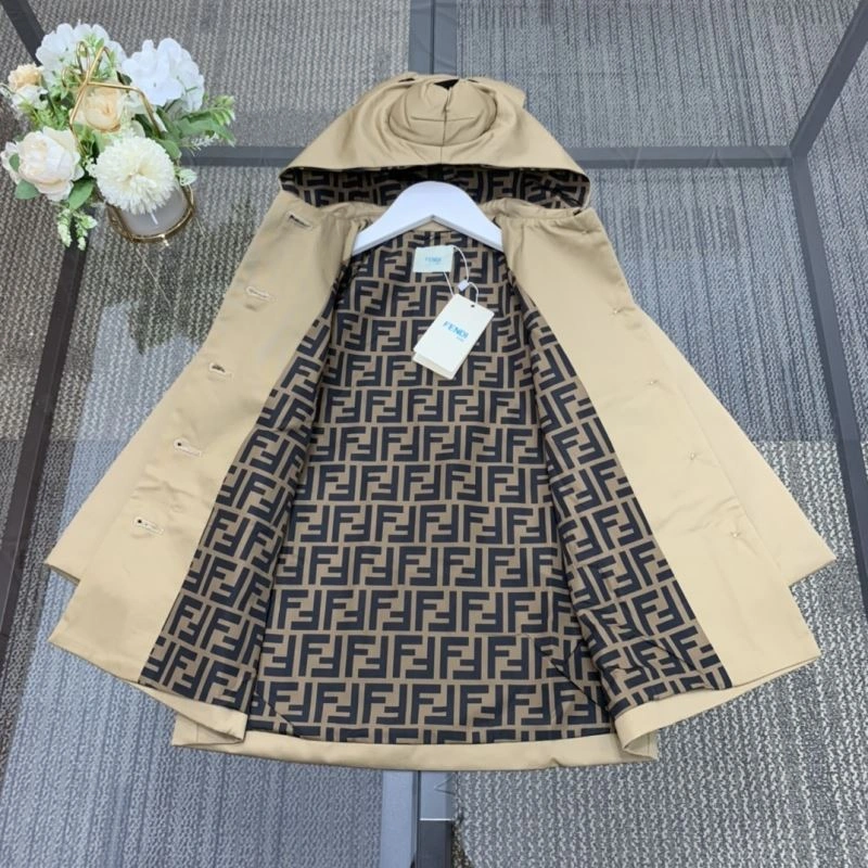 UrbanChic Fendi Kids 121227