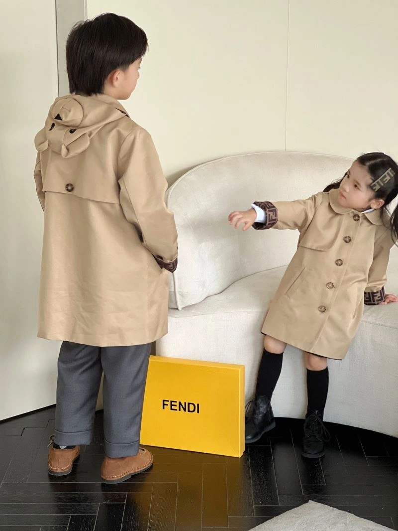 UrbanChic Fendi Kids 121227