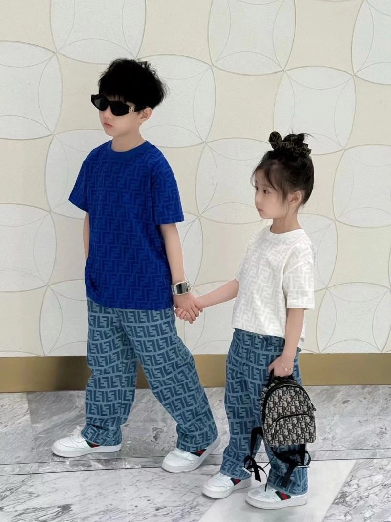 Fendi Kids Refined 121097