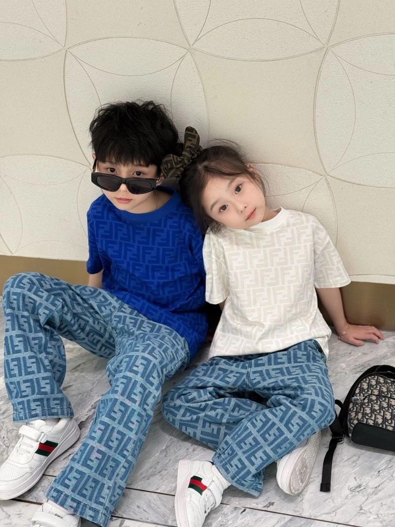 Fendi Kids Refined 121097