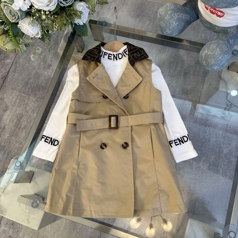 Minimalist Fendi Kids 121063