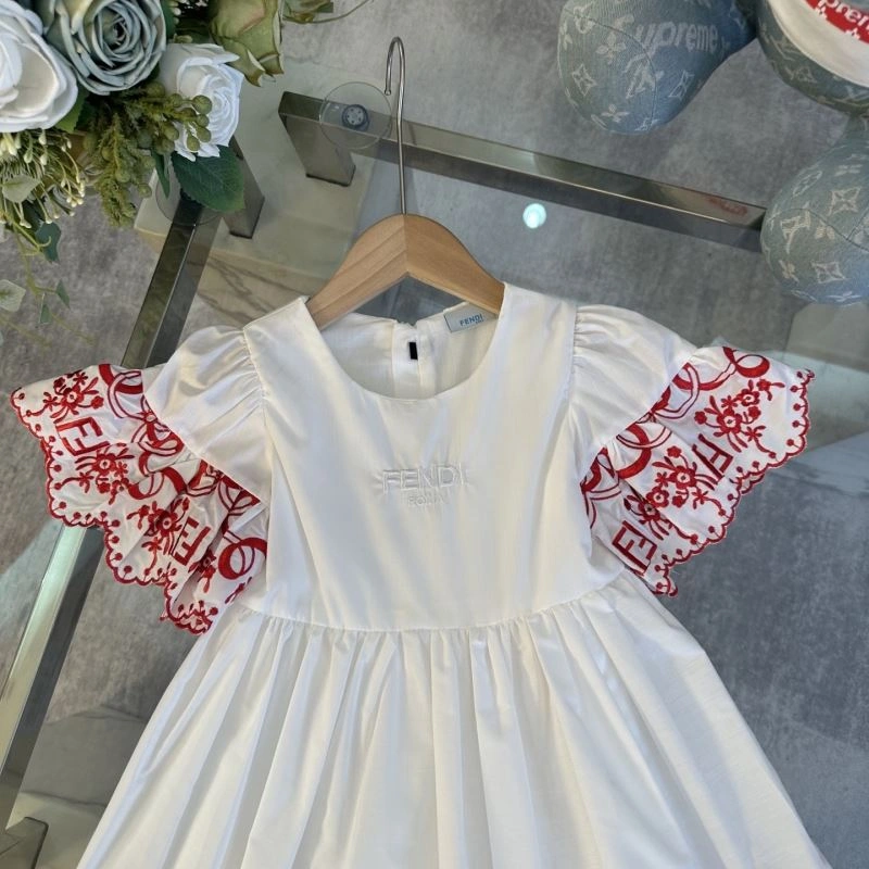 Trendy Fendi Kids 121042
