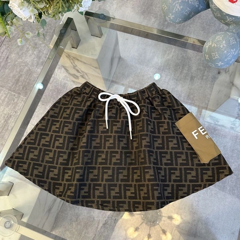 Trendsetting Fendi Kids 121043