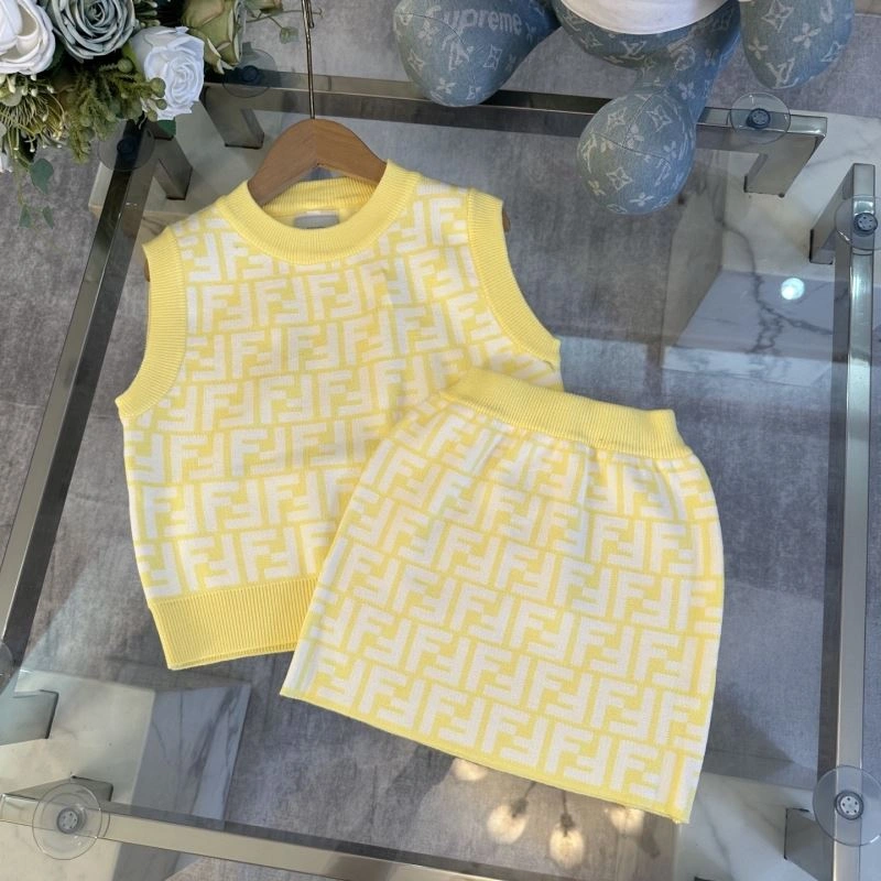 Refined Fendi Kids 121040