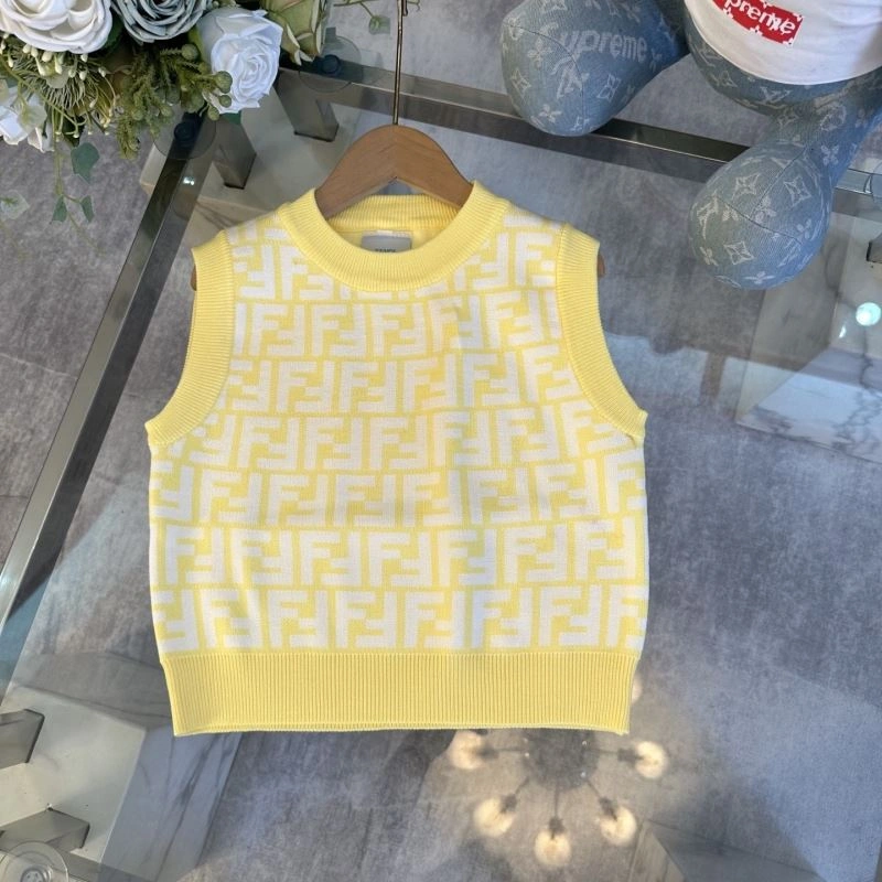 Refined Fendi Kids 121040