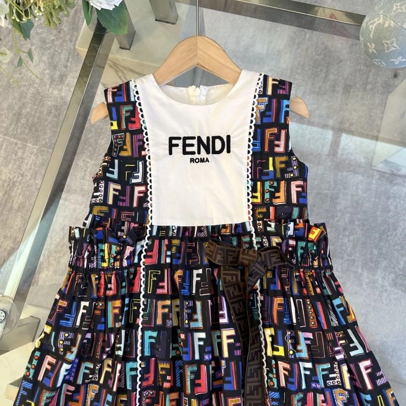 Fendi Kids Snug 121056
