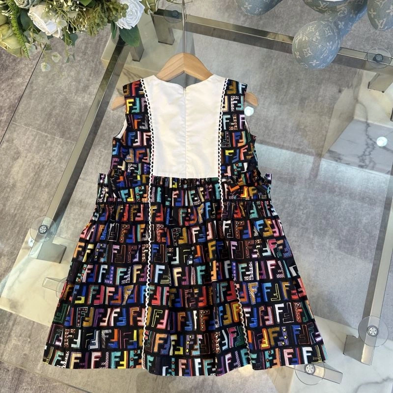 Fendi Kids Snug 121056