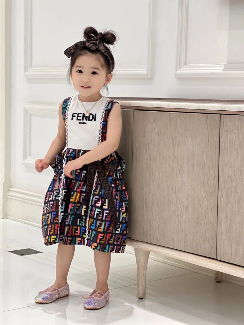 Fendi Kids Snug 121056