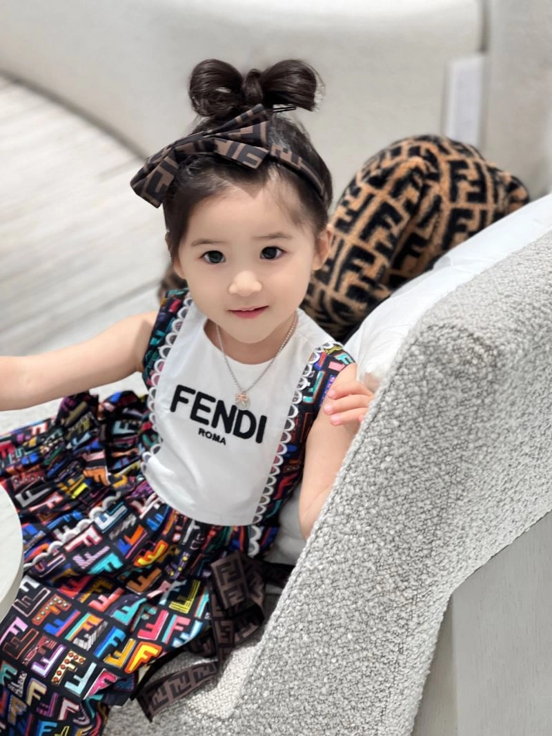 Fendi Kids Practical 121057