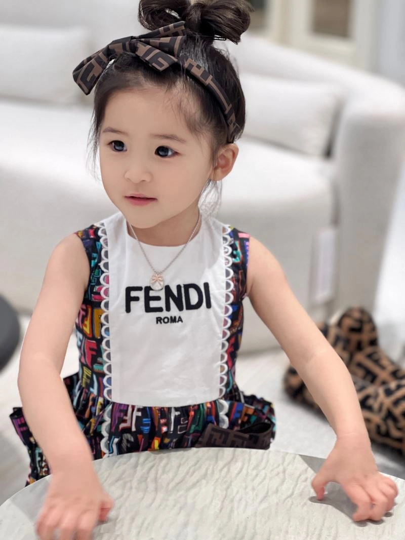 Fendi Kids Practical 121057