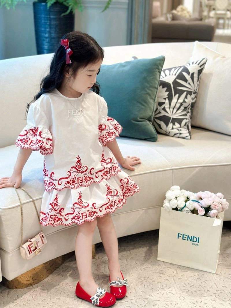Trendsetting Fendi Kids 121008