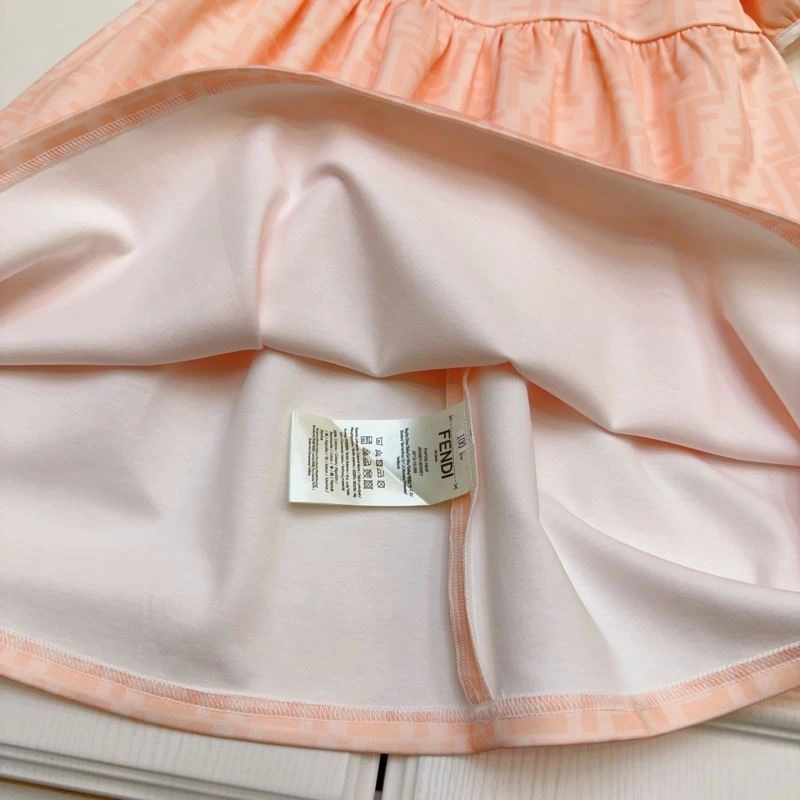 Versatile Fendi Kids 121294