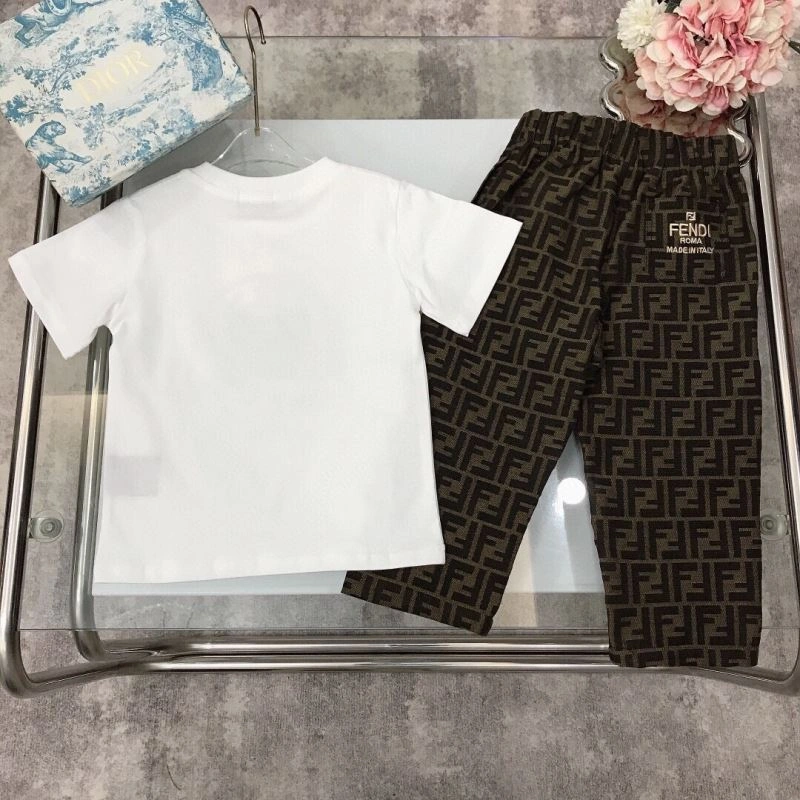 Attractive Fendi Kids 121383