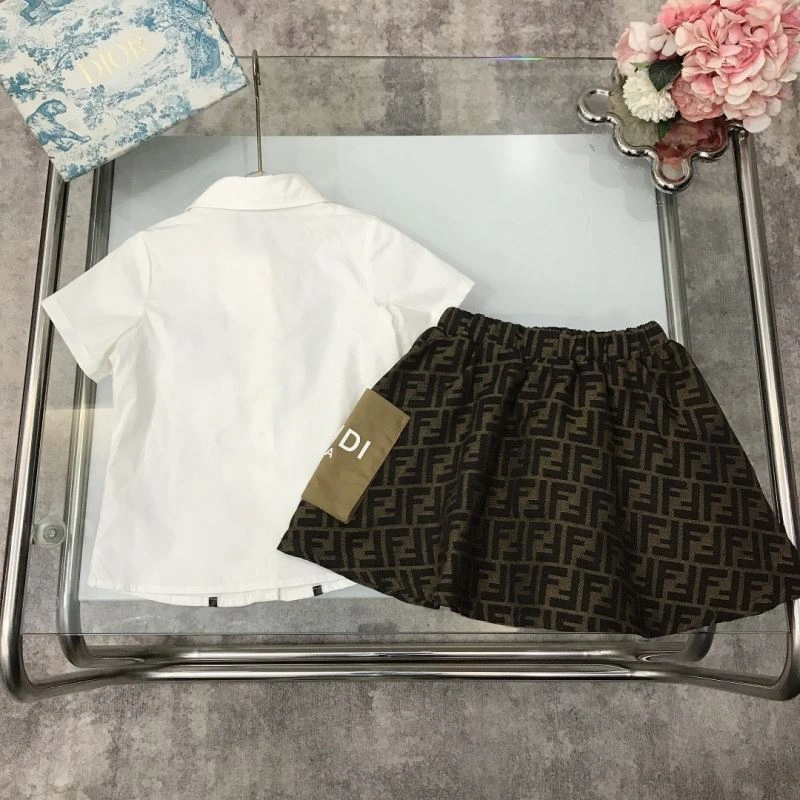 Fendi Kids WellDesigned 121356