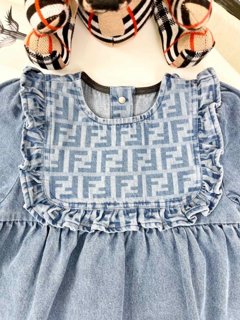 Fendi Kids Unisex 121343