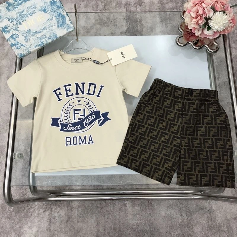 Fendi Kids Cozy 121323