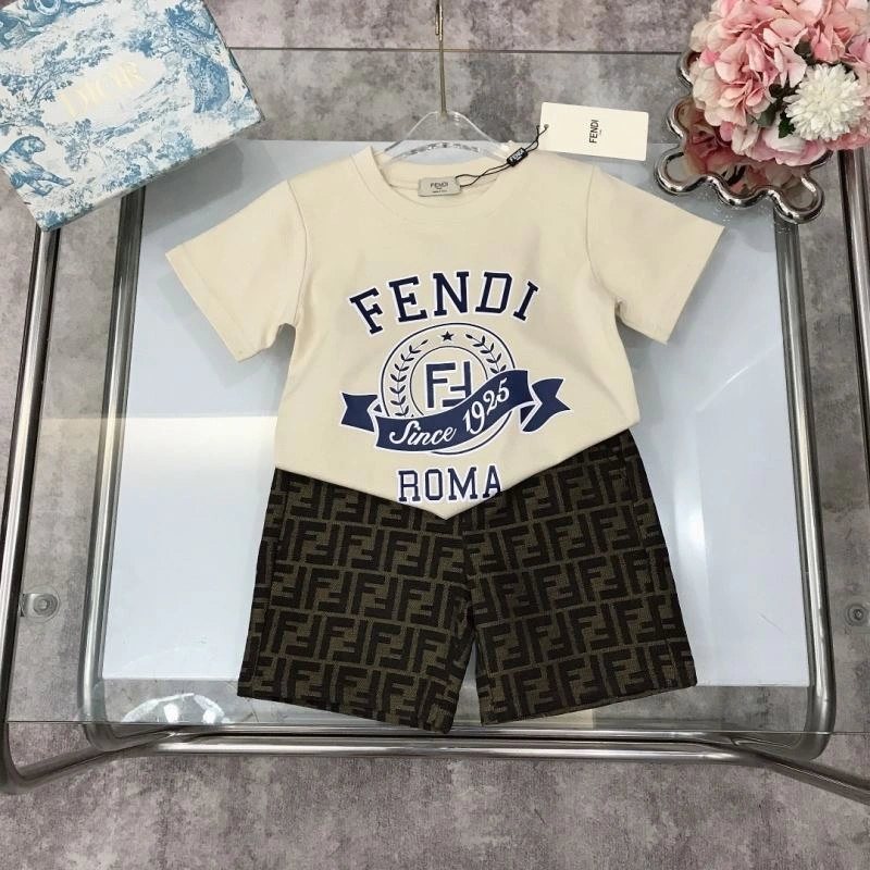 Fendi Kids Cozy 121323