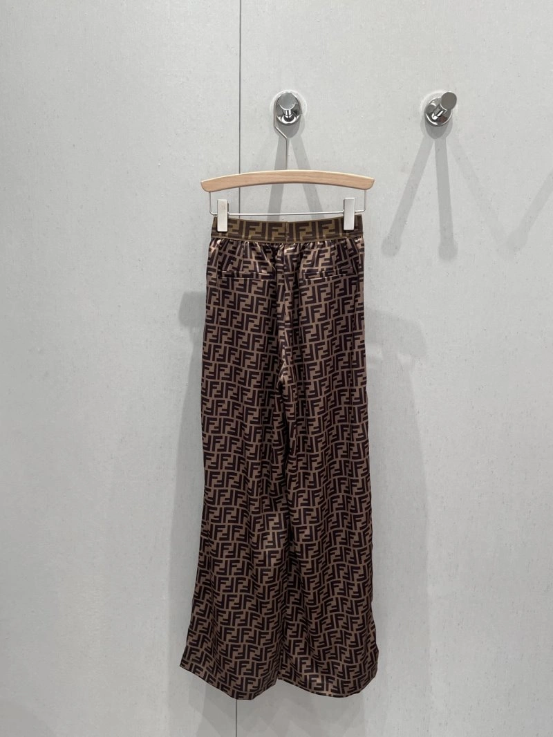 Cozy Fendi Long Pants 120475