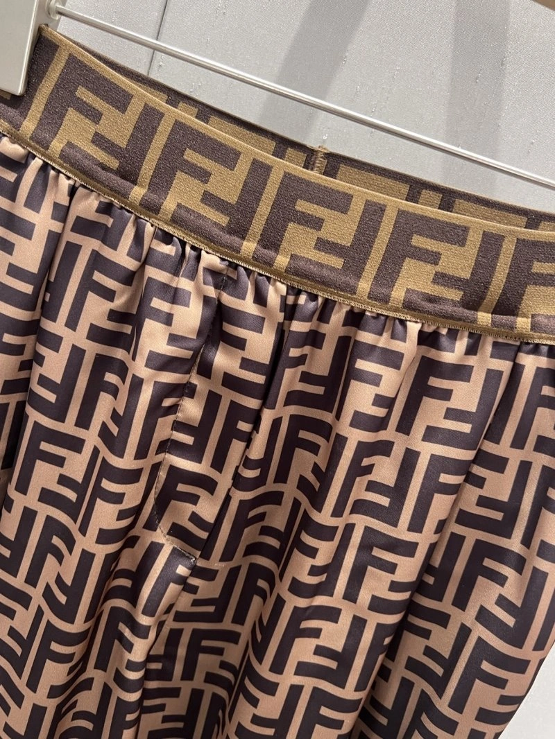 Cozy Fendi Long Pants 120475