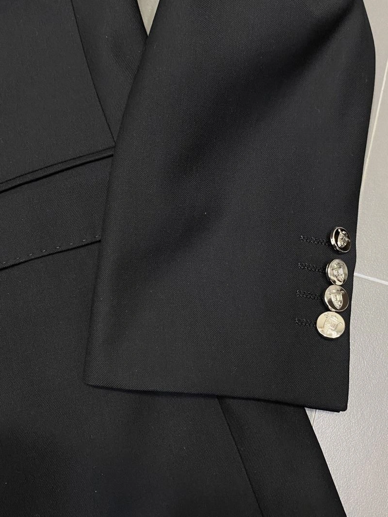 Reliable Fendi Long Suits 122459