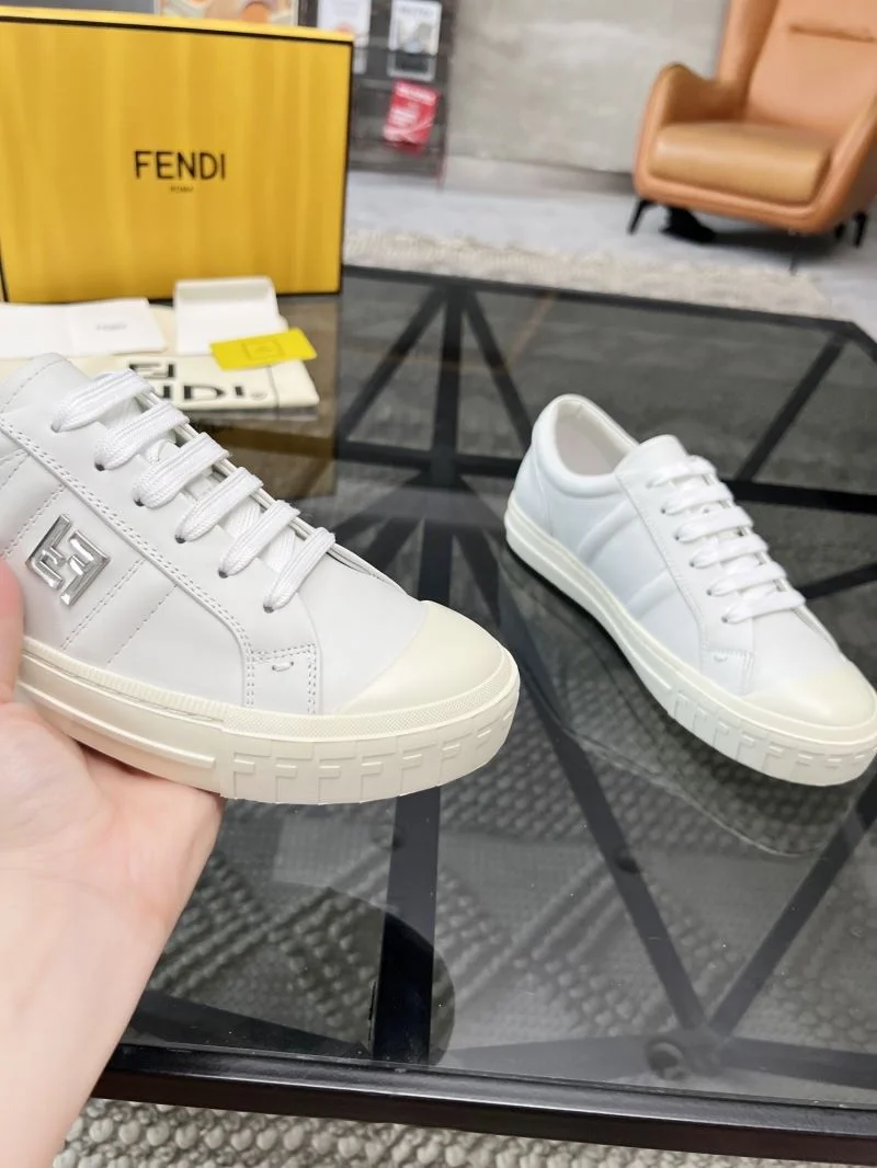 Fendi Low Shoes Popular 23258