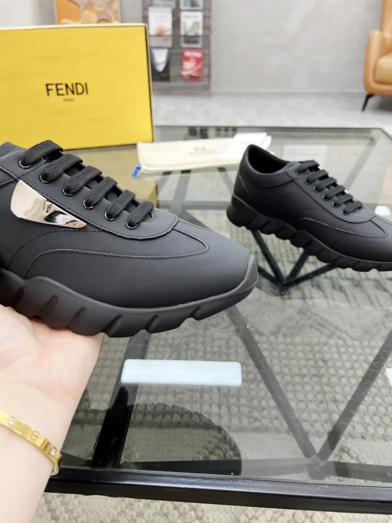 Fendi Low Shoes Classic 23253