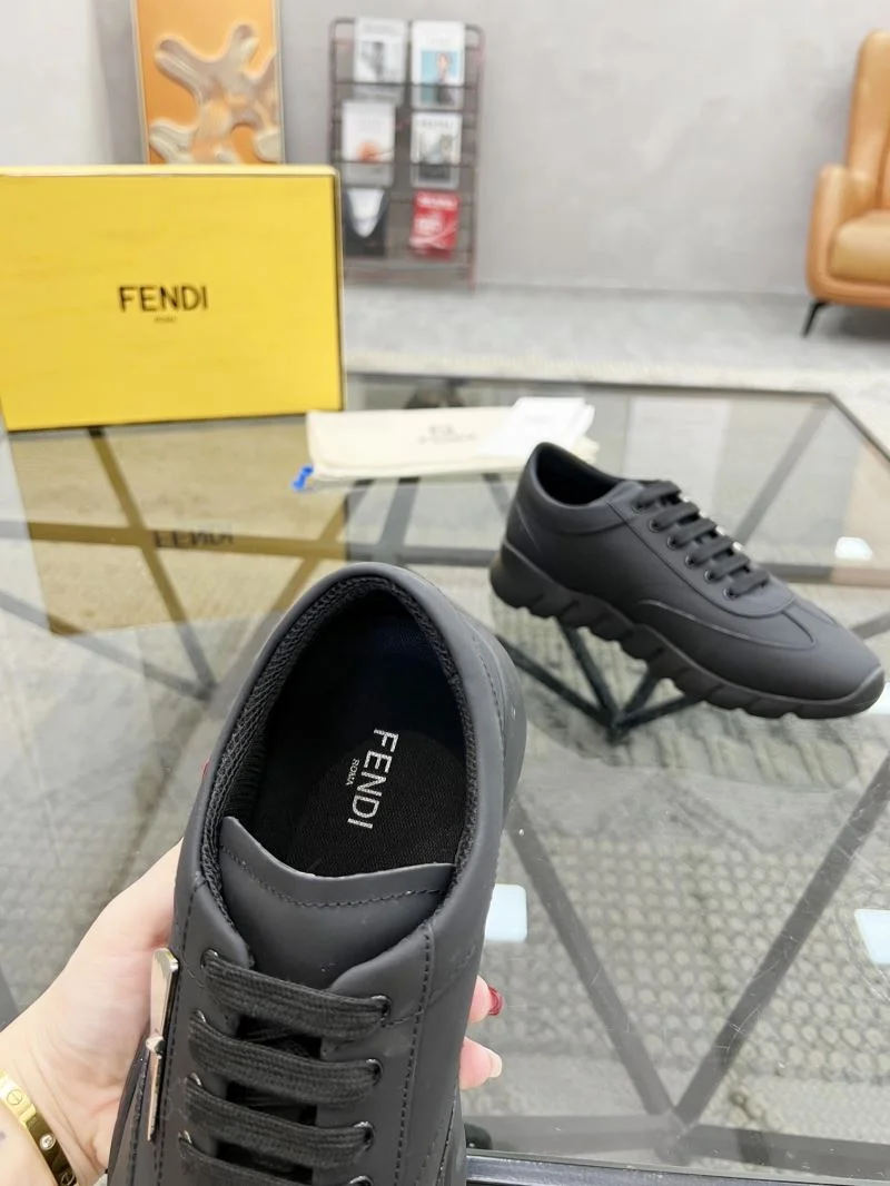 Fendi Low Shoes Classic 23253