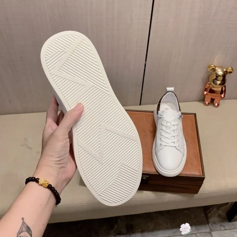 Premium Fendi Low Shoes 23236