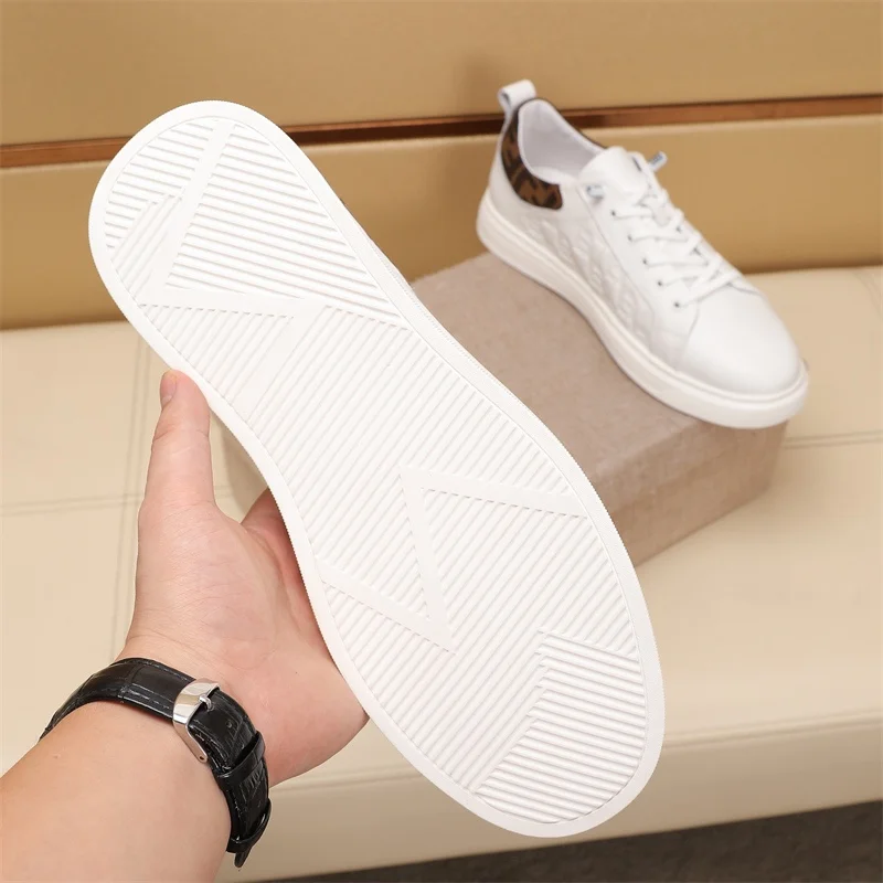 Fendi Low Shoes Breathable 23241