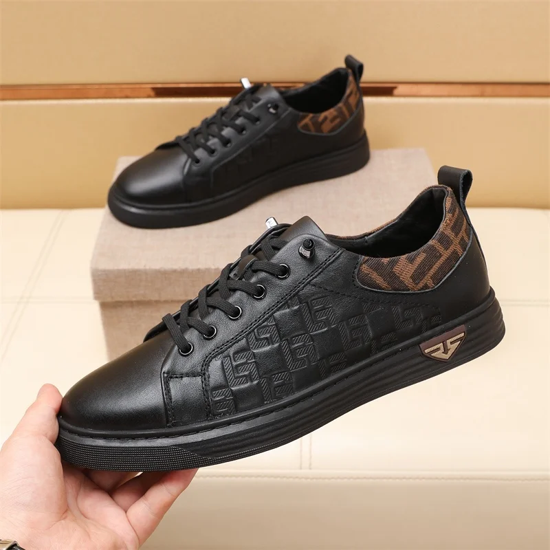 Fendi Low Shoes Reliable 23237