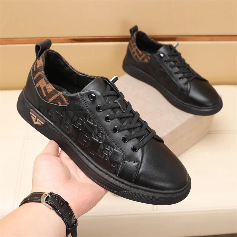 Fendi Low Shoes Reliable 23237
