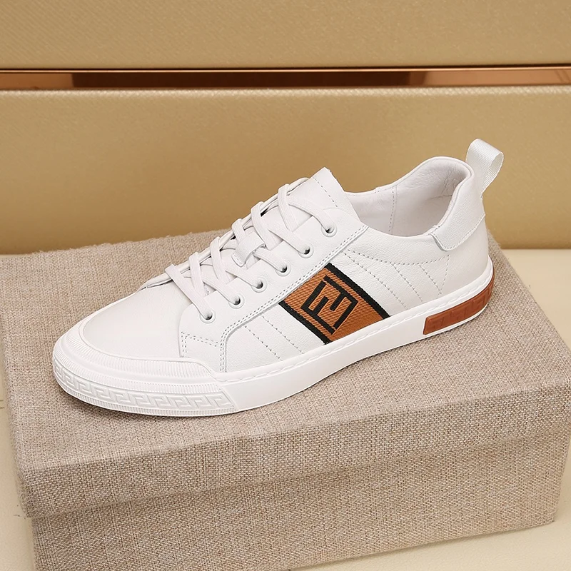 Fendi Low Shoes DailyWear 23245