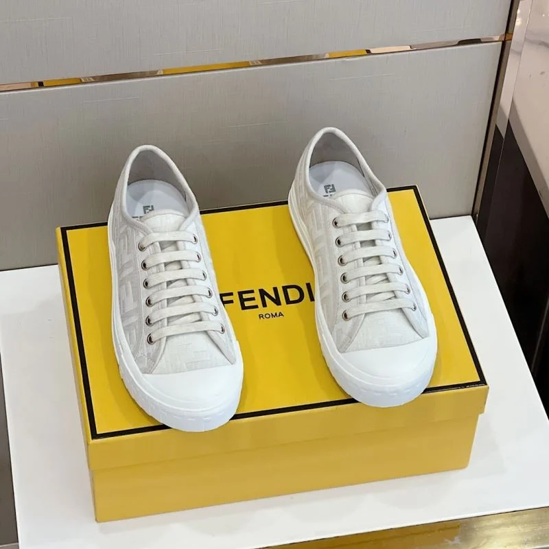 Fendi Low Shoes SportInspired 23259