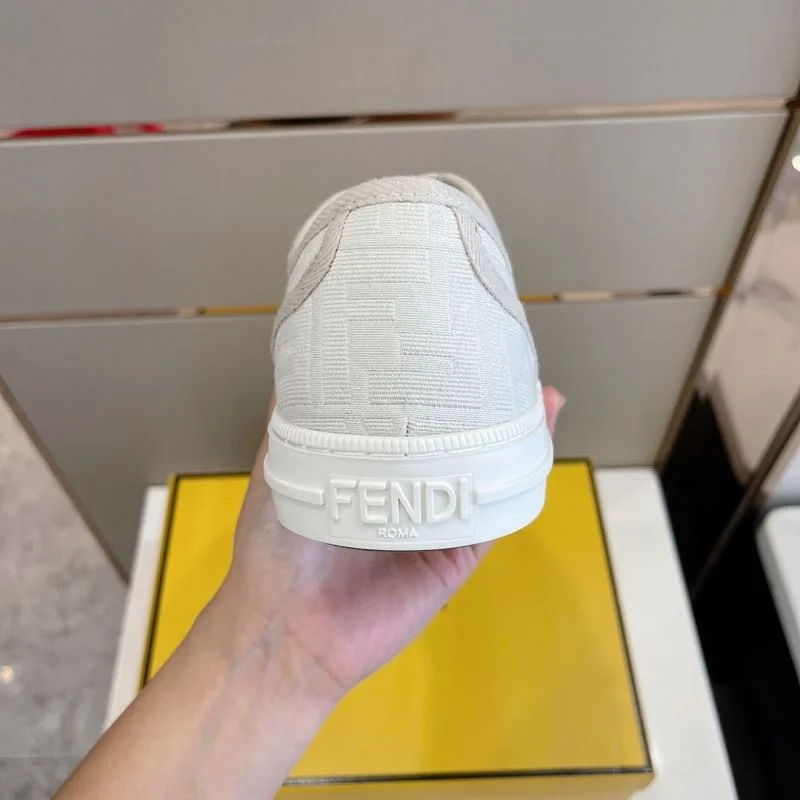 Fendi Low Shoes SportInspired 23259