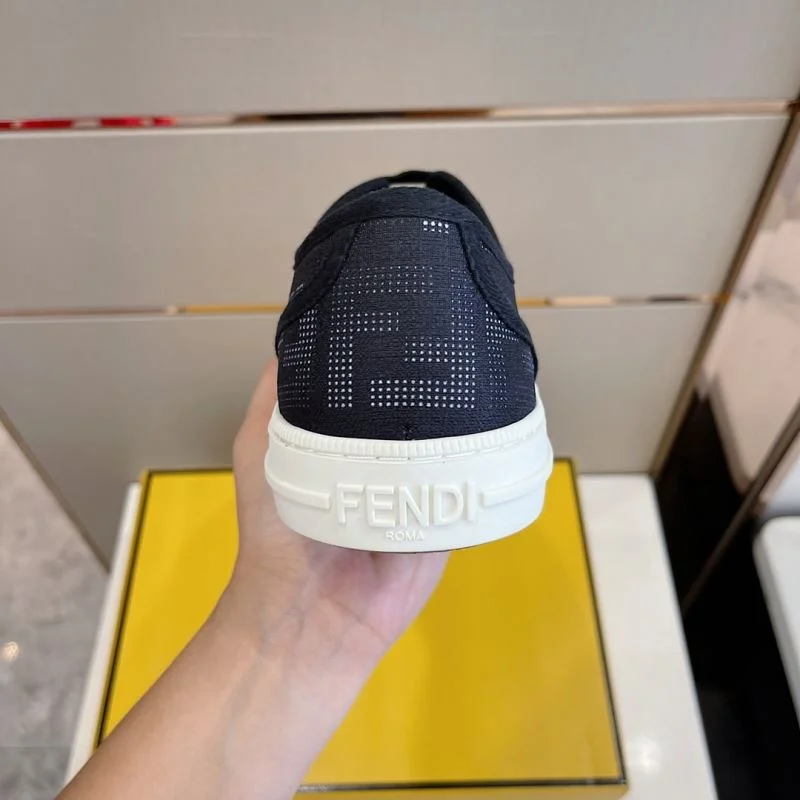 Fendi Low Shoes Sophisticated 23229