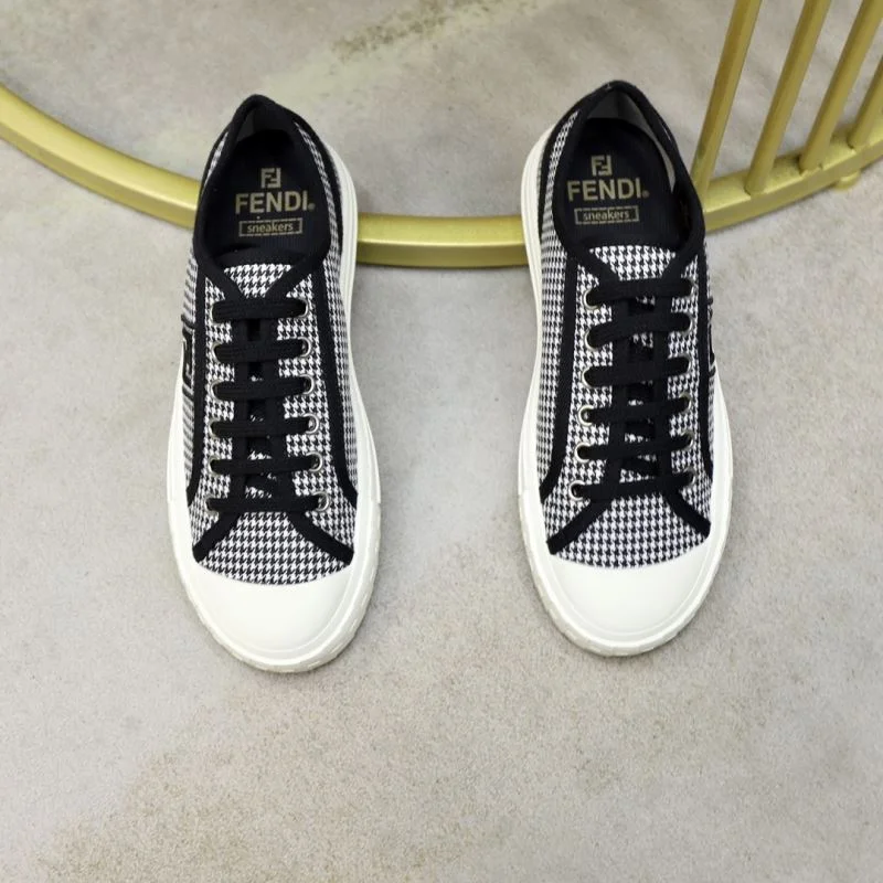Modern Fendi Low Shoes 23242