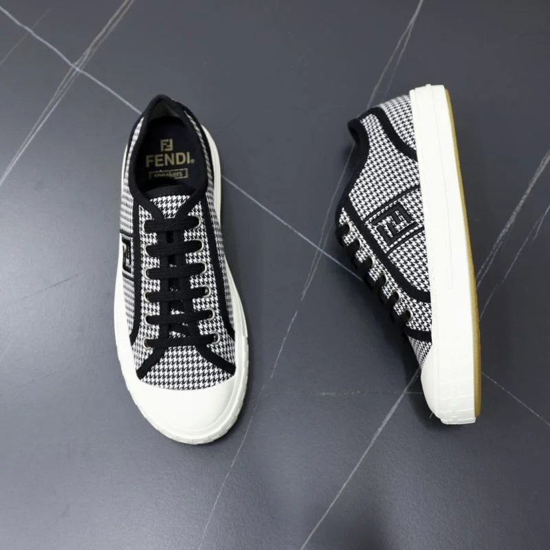 Modern Fendi Low Shoes 23242